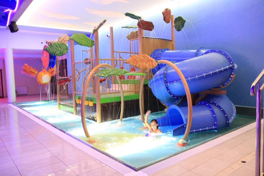 Continental Hotel 3*
